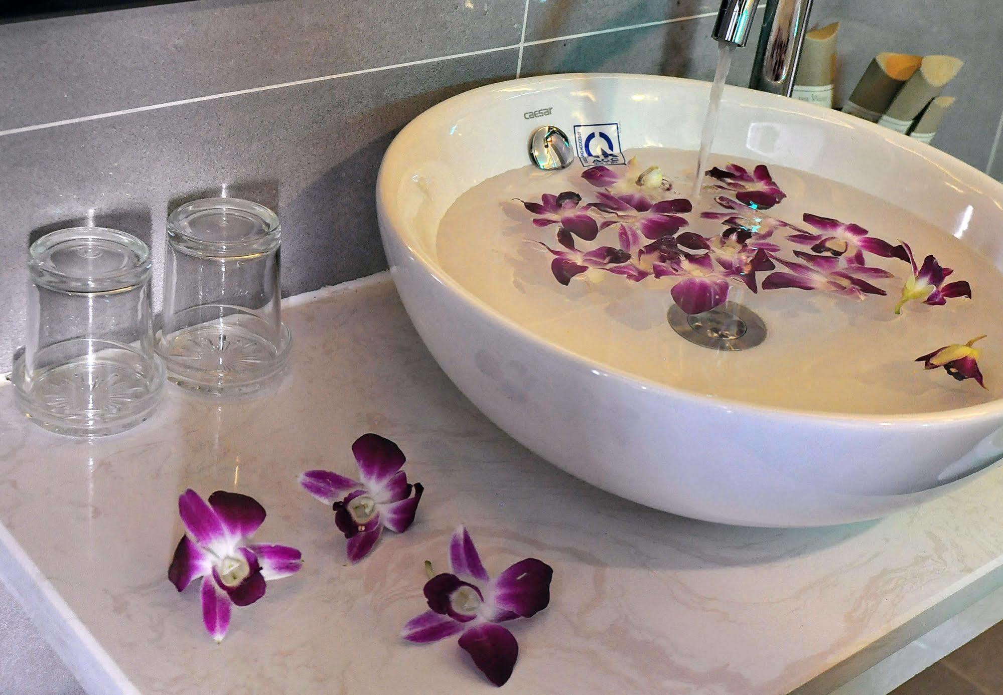 Camellia Nhatrang Hotel Nha Trang Exterior photo