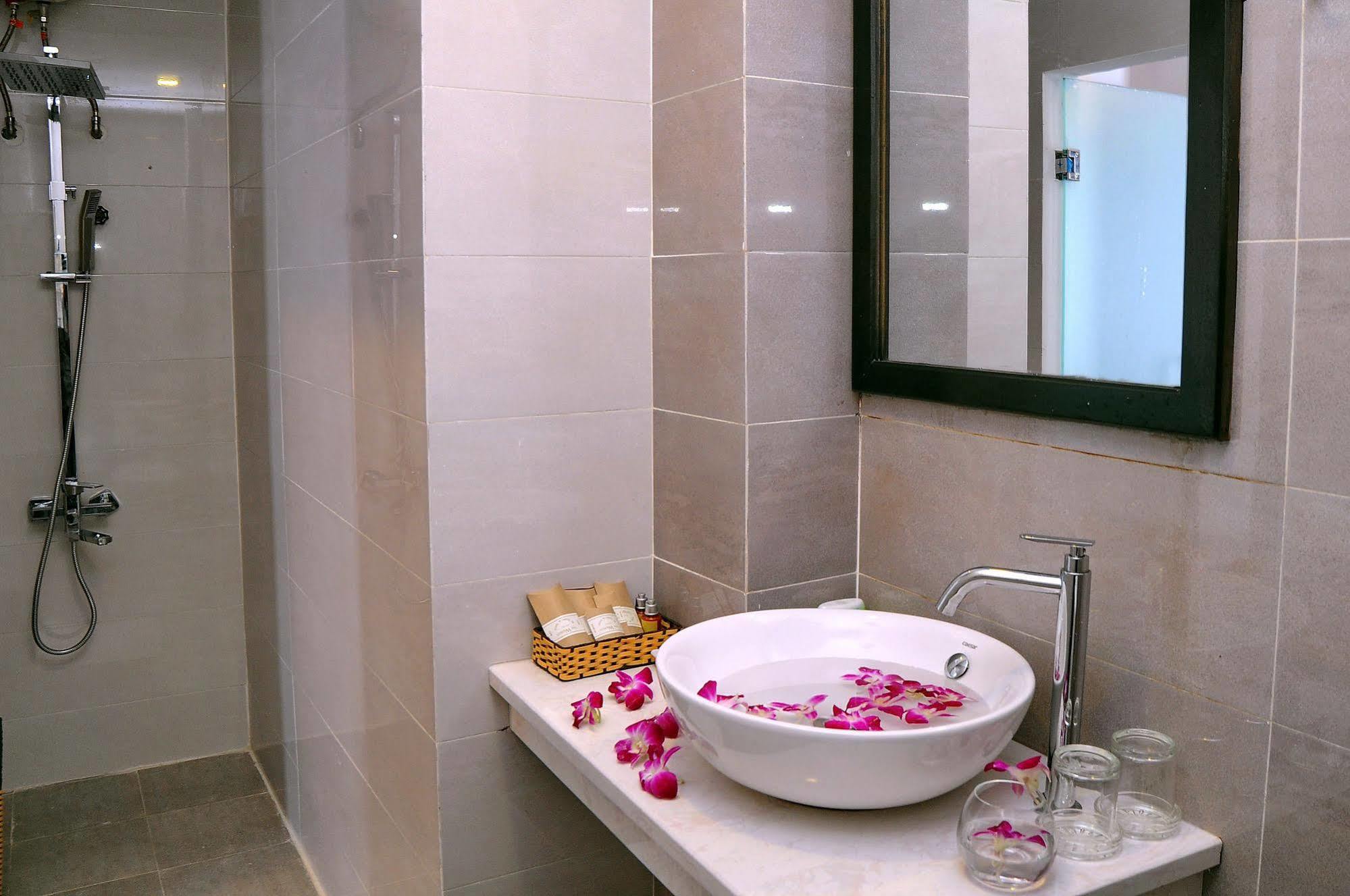 Camellia Nhatrang Hotel Nha Trang Exterior photo